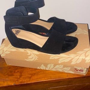 Sandals So Söfft…